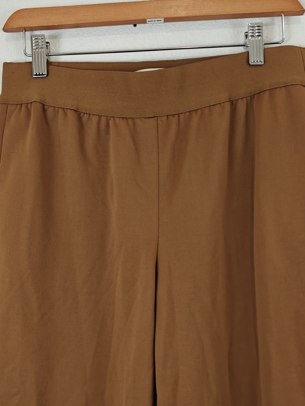 Alice + Olivia “Pete” Camel Jogger Pants Luxe Casual Chic Effortless Evelvated S - Picture 4 of 10